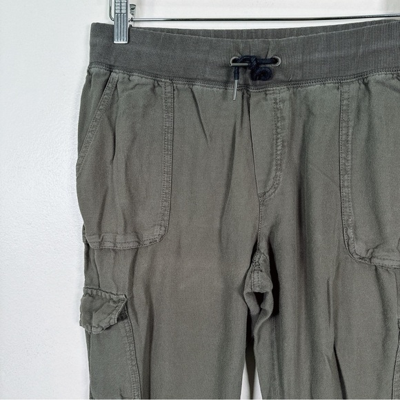 Aritzia Community Womens Size Small Cebu Cargo Relax Jogger - Picture 4 of 13